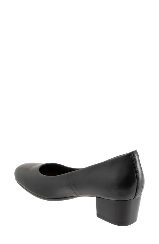 Softwalk Lynn Pump In Black