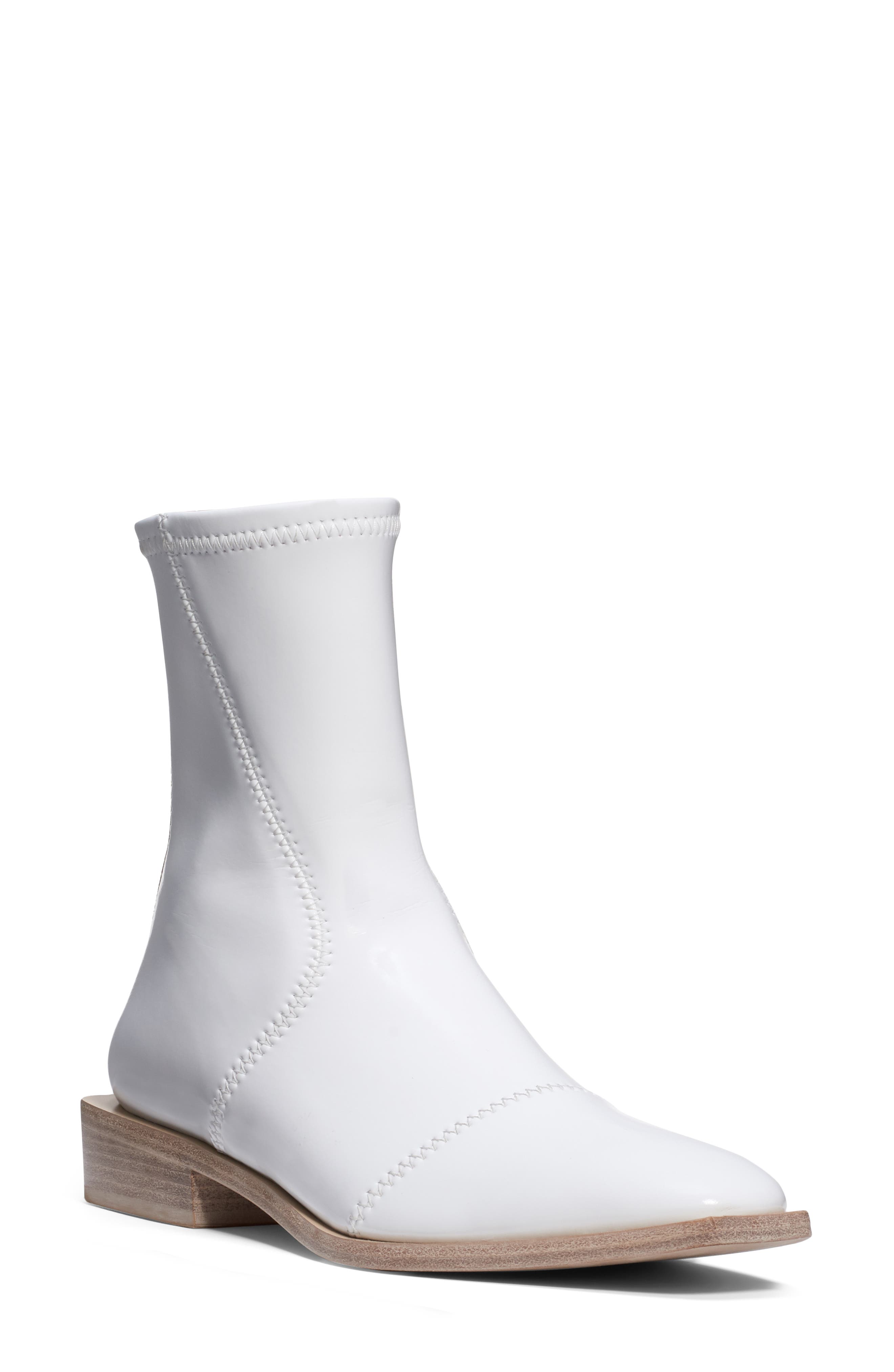 fendi tronchetto bootie