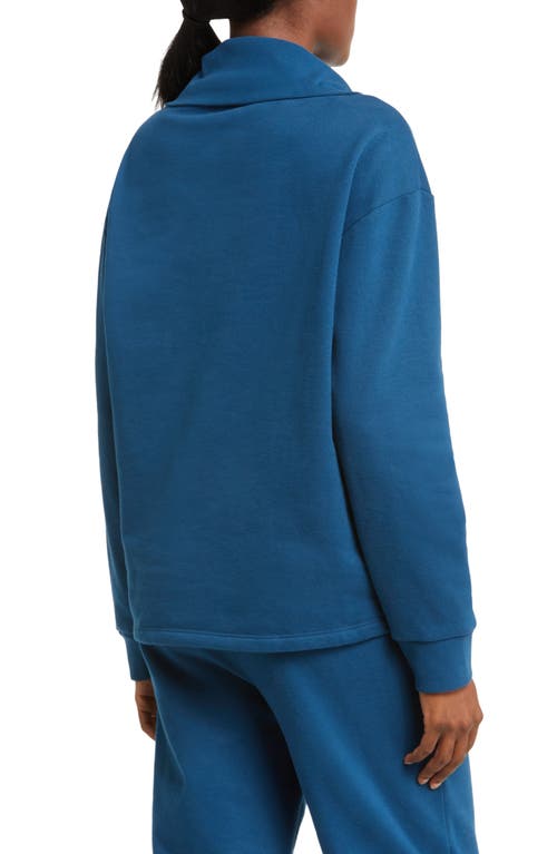 Beyond Yoga Trek Half Zip Pullover In Blue Gem