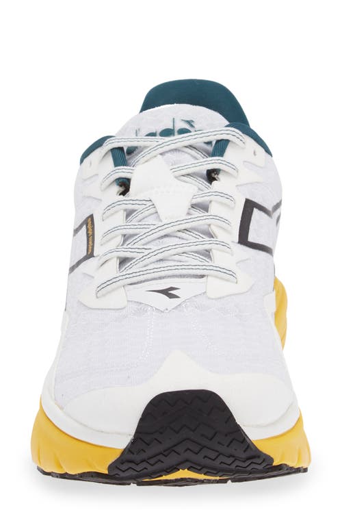 Diadora Equipe Nucleo Running Shoe In White/meditteranea/kumquat