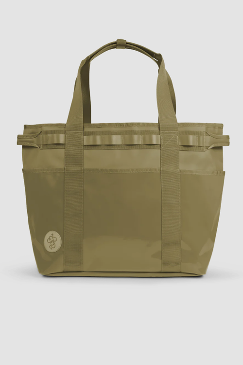 Shop Baboon To The Moon Go-tote Mega 40l In Crocodile