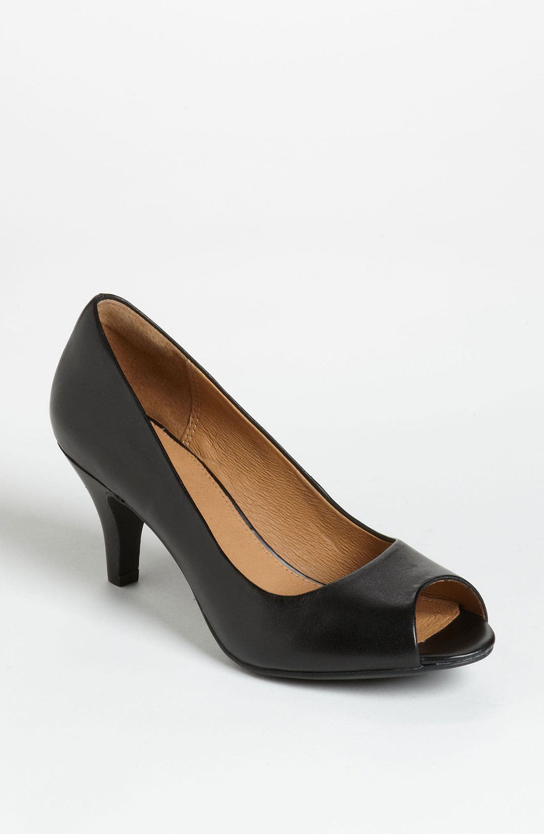 clarks cynthia avant pump