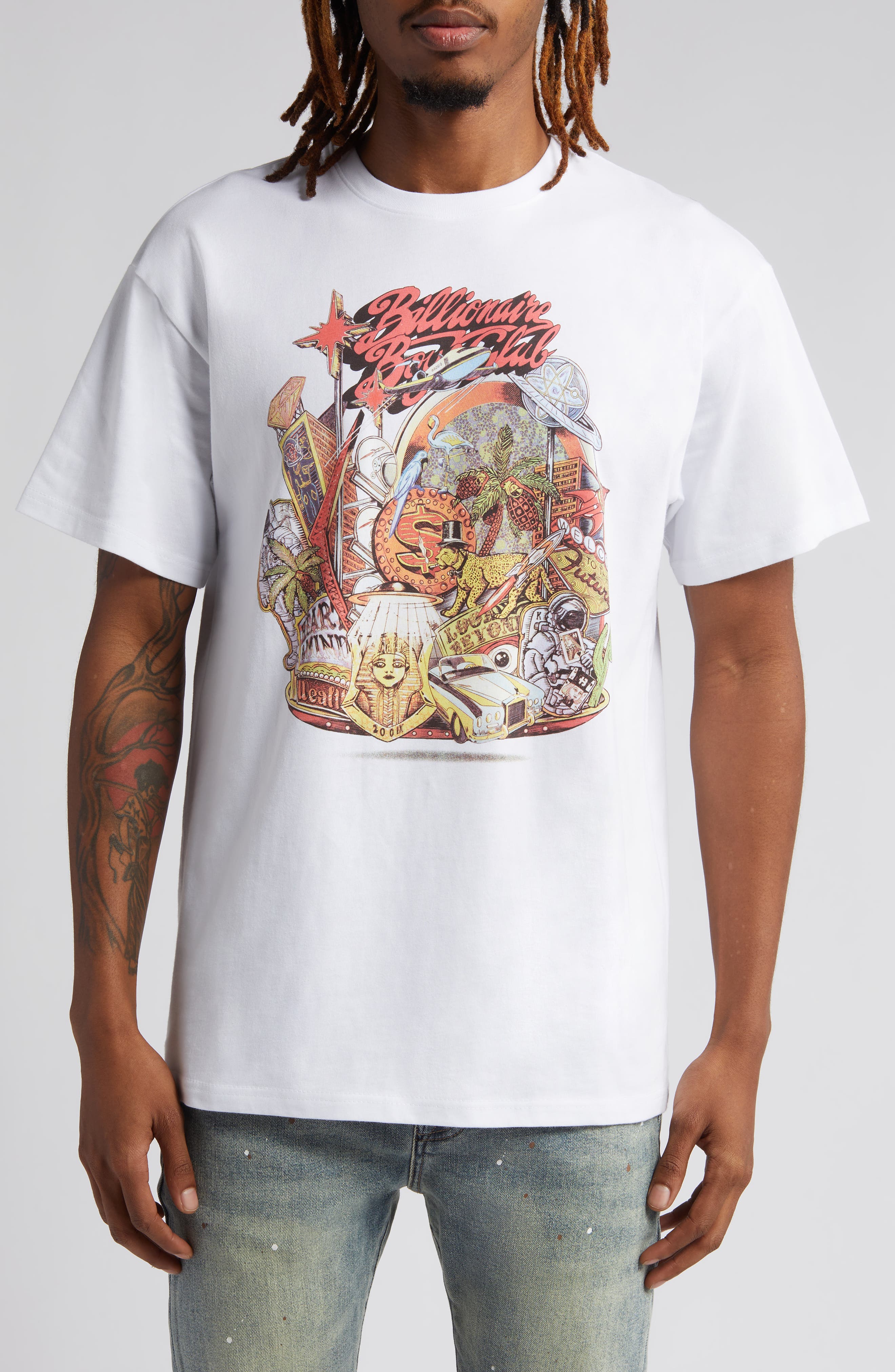 white and maroon graphic tee