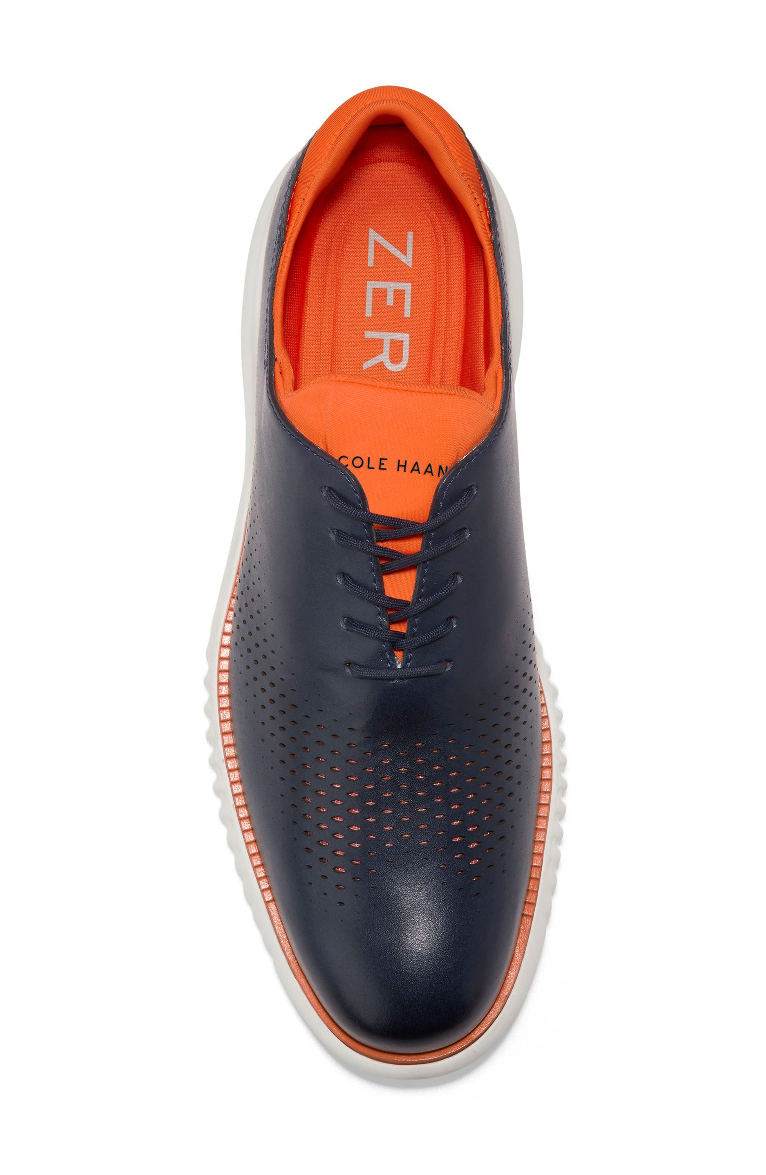 Cole Haan 2.ZeroGrand Laser Wing Oxford in Ch Truffle/Egret 