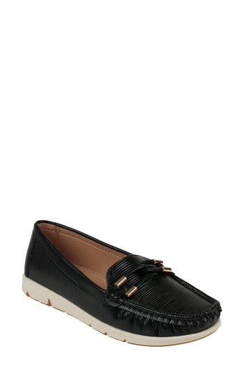 Shop Good Choice New York Margie Hardware Flat In Black