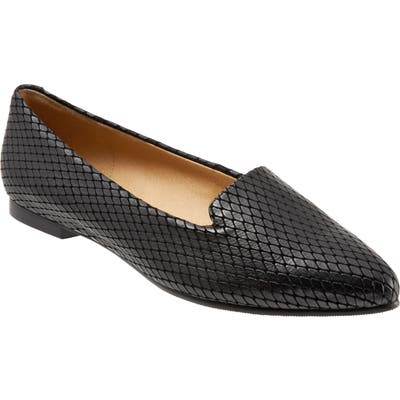 Trotters Harlowe Pointy Toe Loafer, WW - Black