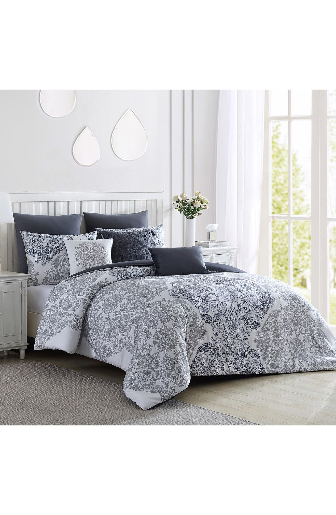 queen bedspreads comforters