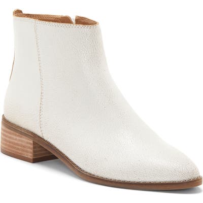 Lucky Brand Lenree Almond Toe Bootie