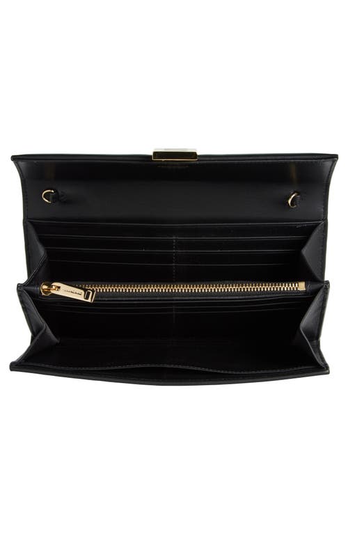 Ferragamo Hug Leather Wallet On A Chain In Nero