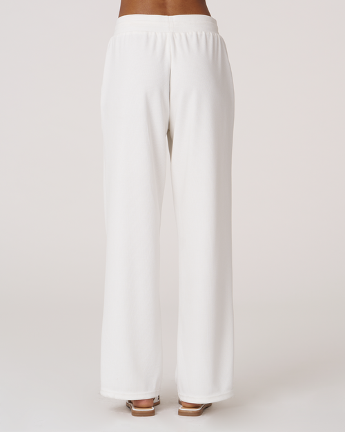 Rebody Active Retreat Waffle Wide Leg Pant 30" In White