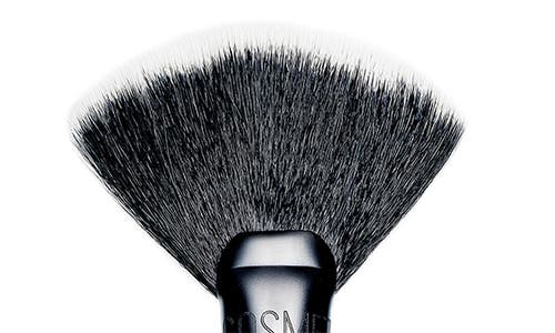 Melt Cosmetics 713 Contour Fan Brush In No Color