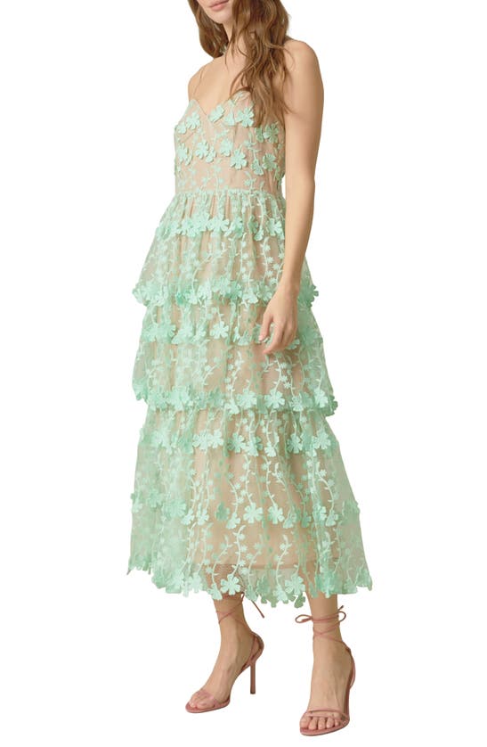 ENDLESS ROSE ENDLESS ROSE FLORAL EMBROIDERED TIERED LACE MIDI DRESS
