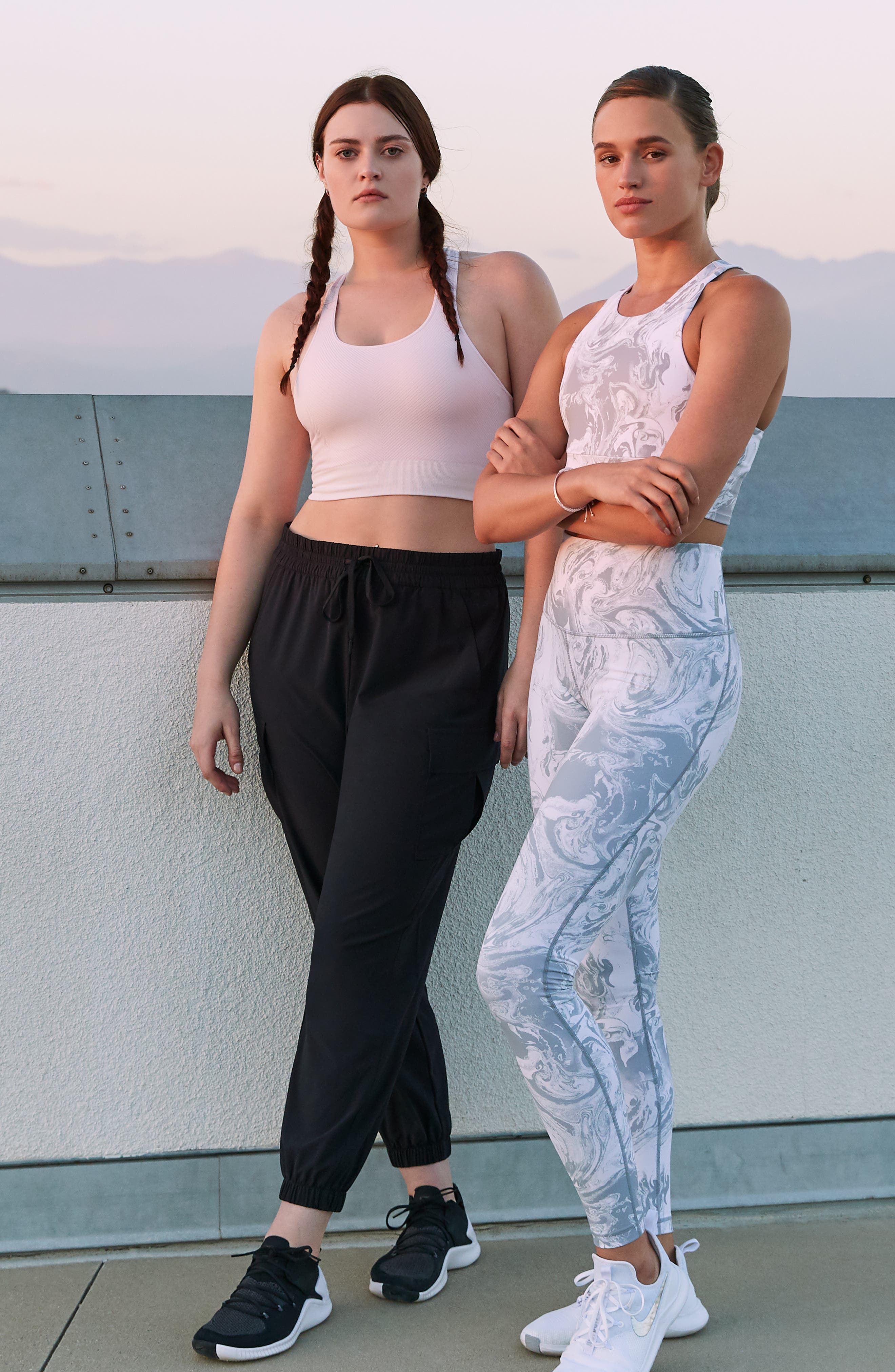 zella urban cargo jogger pants