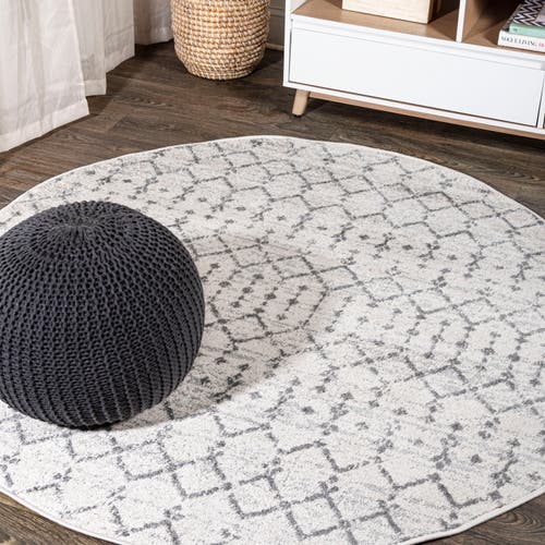 Jonathan Y Moroccan Hype Boho Vintage Diamond Round Area Rug In Cream/gray