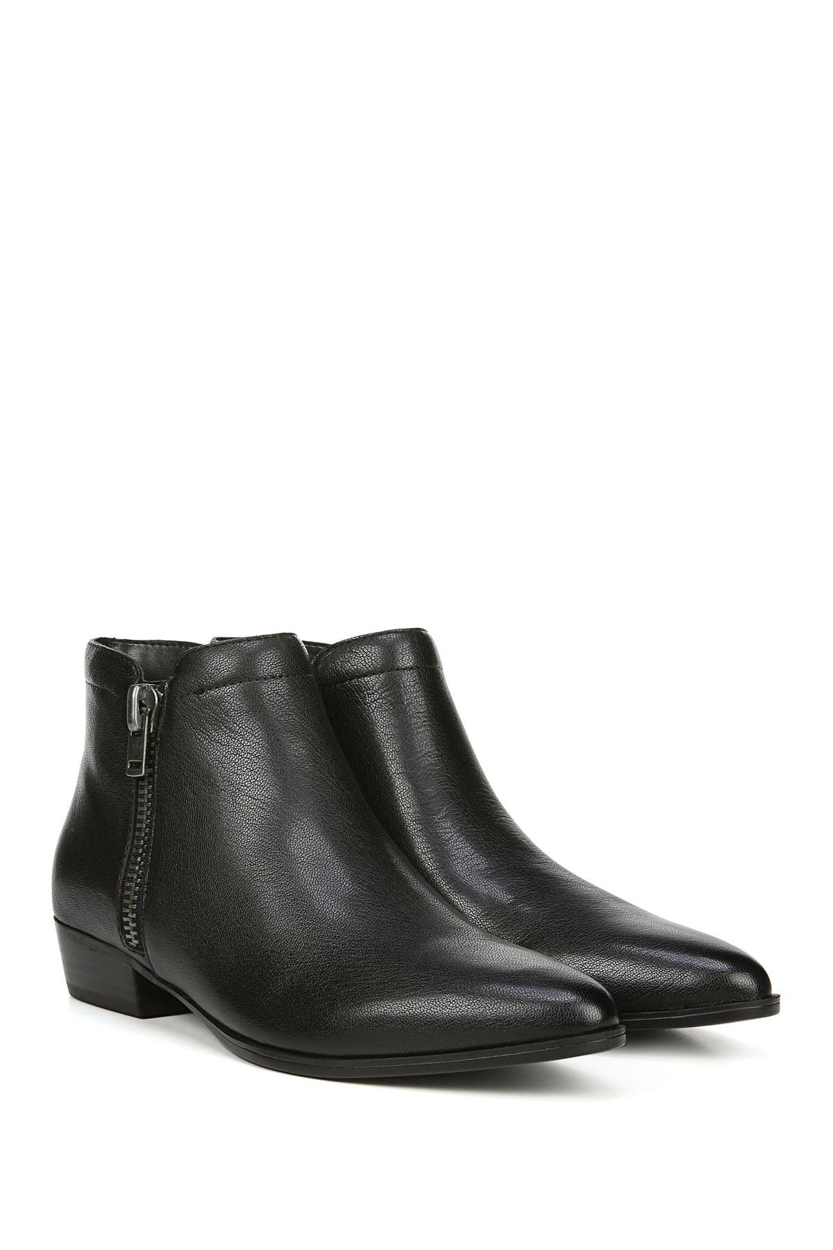 naturalizer black ankle boots