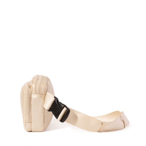 Baggallini Modern Belt Bag Sling In Champagne Puff