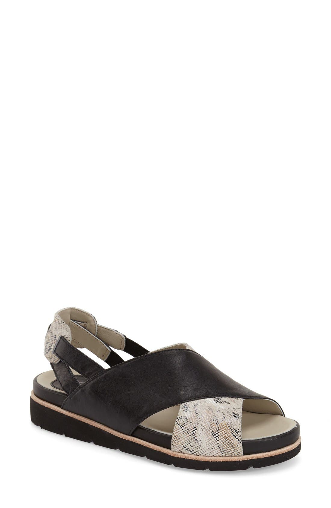 earthies sandals