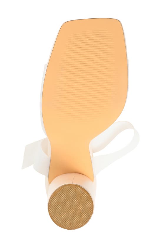 Journee Collection Tru Comfort Foam Pump In Off White