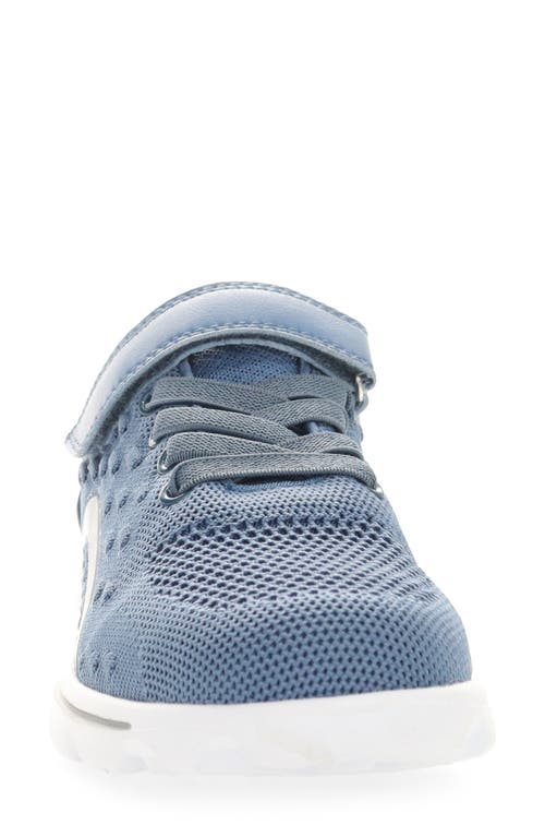 Propét Travelactiv Axial Fx Sneaker In Denim/grey