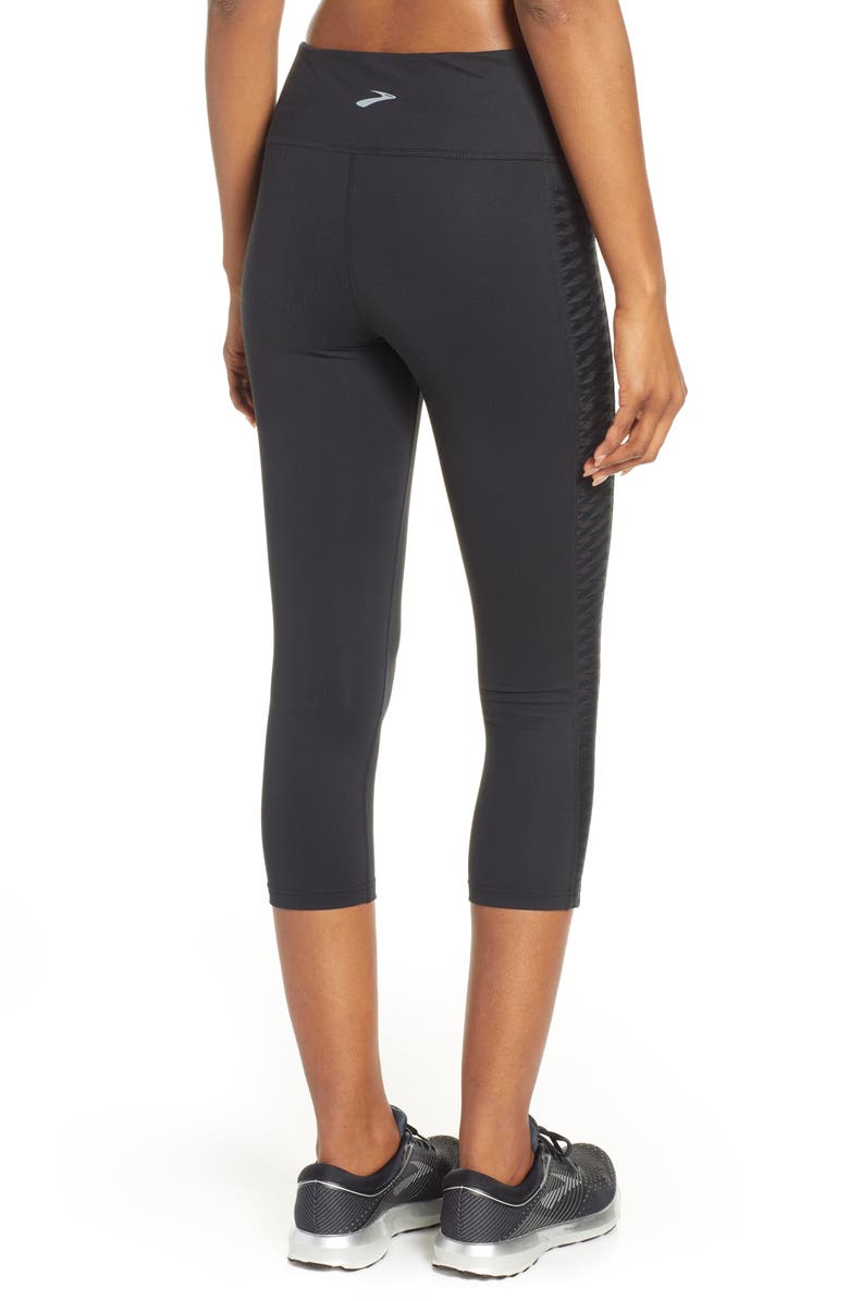 Brooks Greenlight Capri Leggings, Alternate, color, 