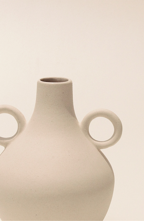 Osmos Studio Harappan Vase In Off White