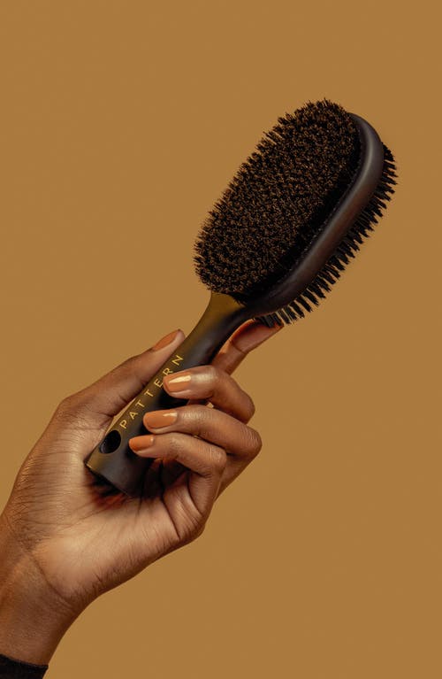 Pattern Beauty Double-sided Bristle Brush In No Color