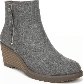 Dr scholl's outlet central wedge boot