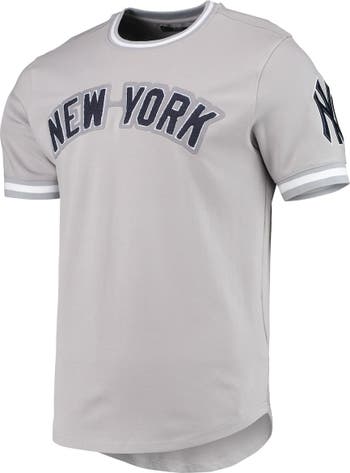Men's Pro Standard Gray New York Yankees Team T-Shirt Size: Small