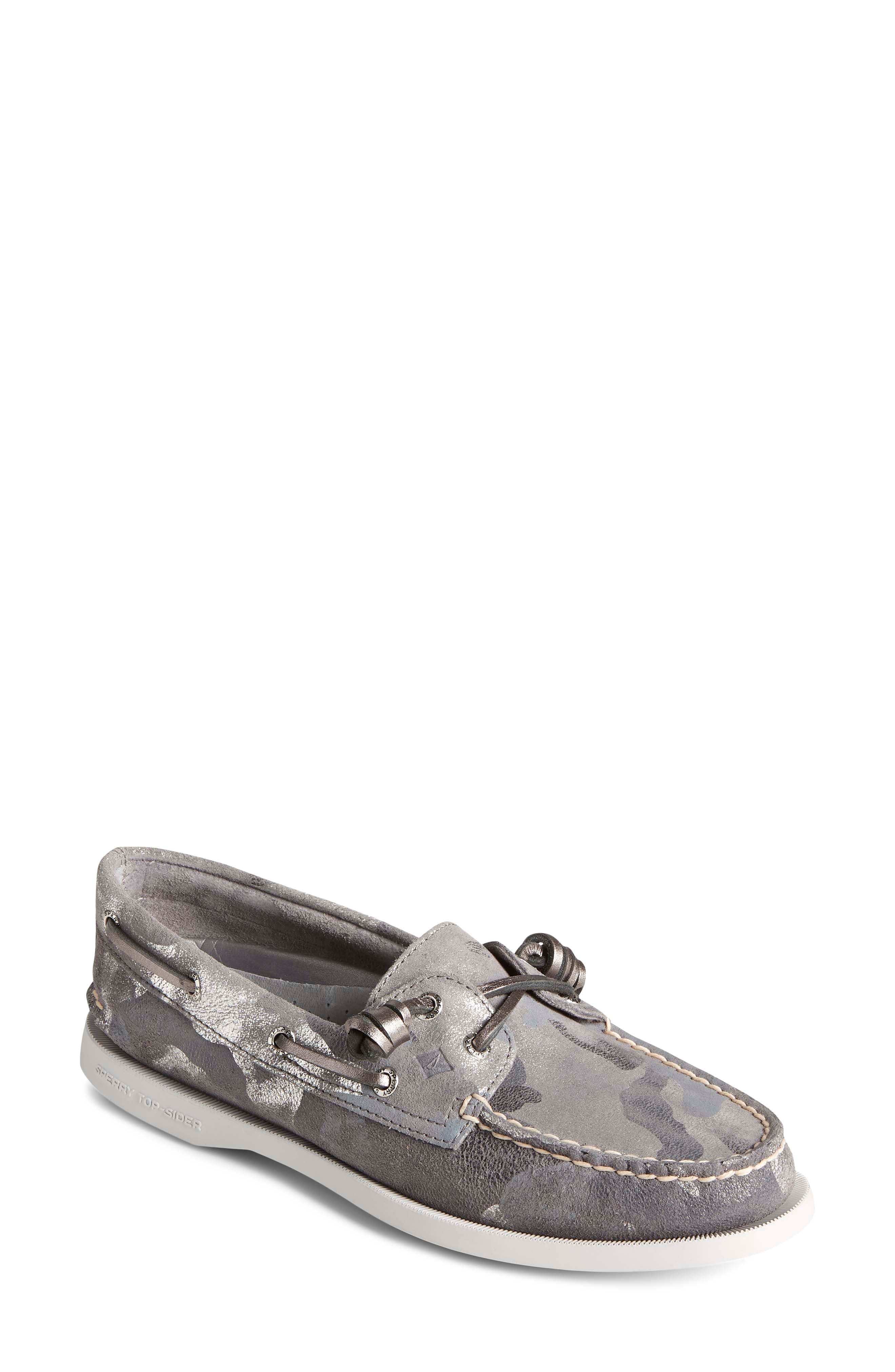 sperry clearance duck boots