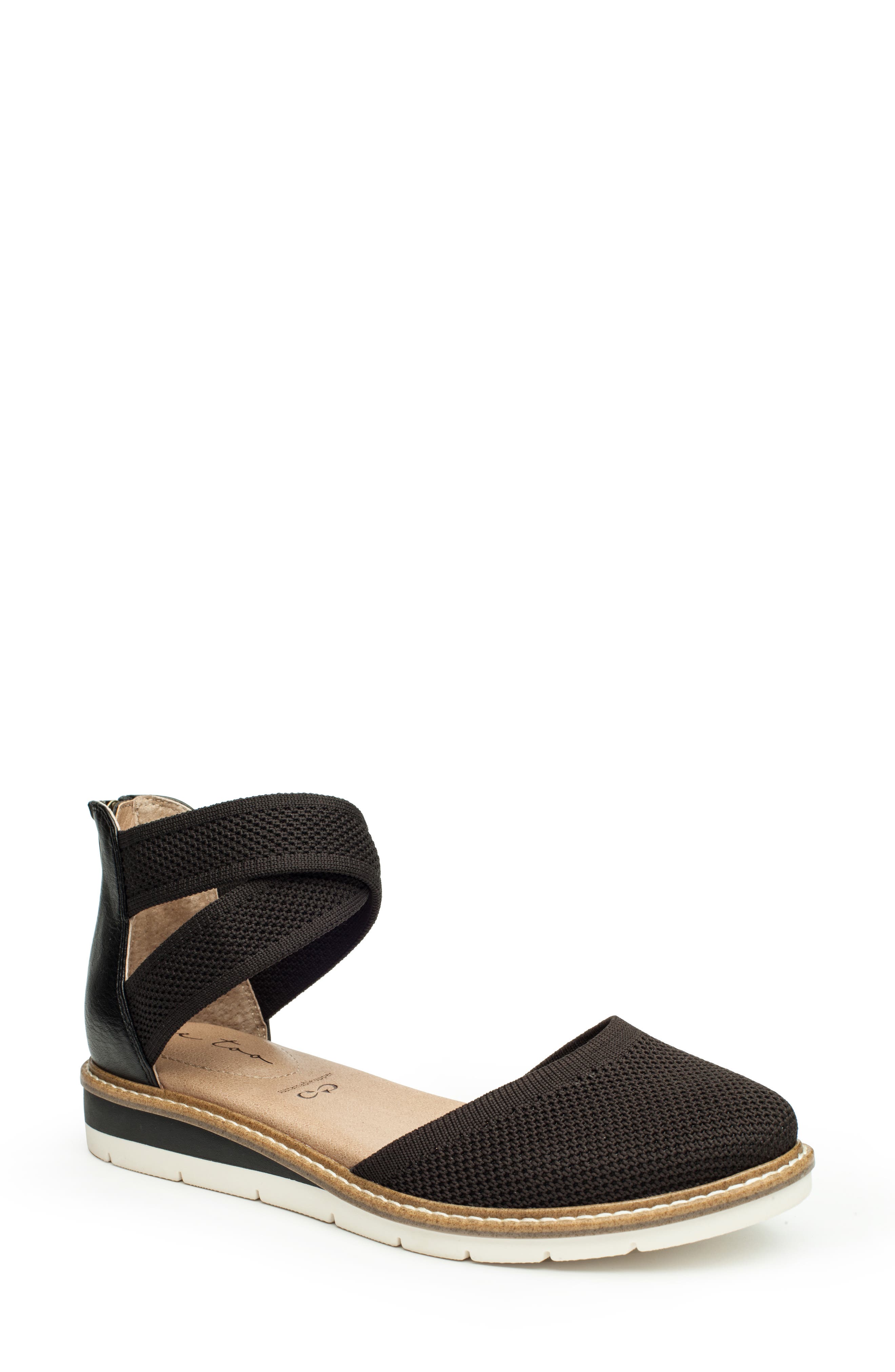 nordstrom closed toe sandals