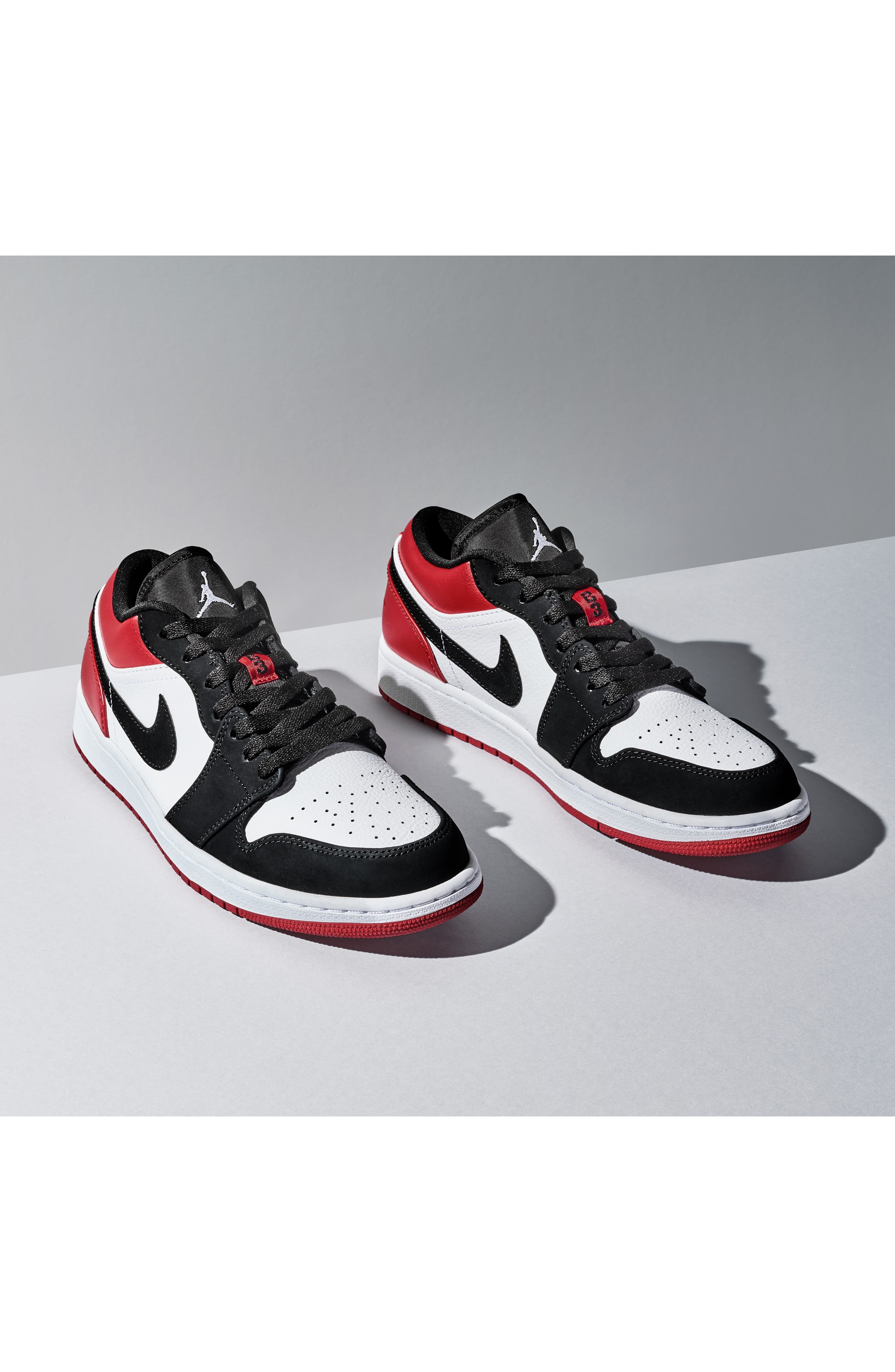 Nike Air Jordan 1 Low Sneaker (Men 