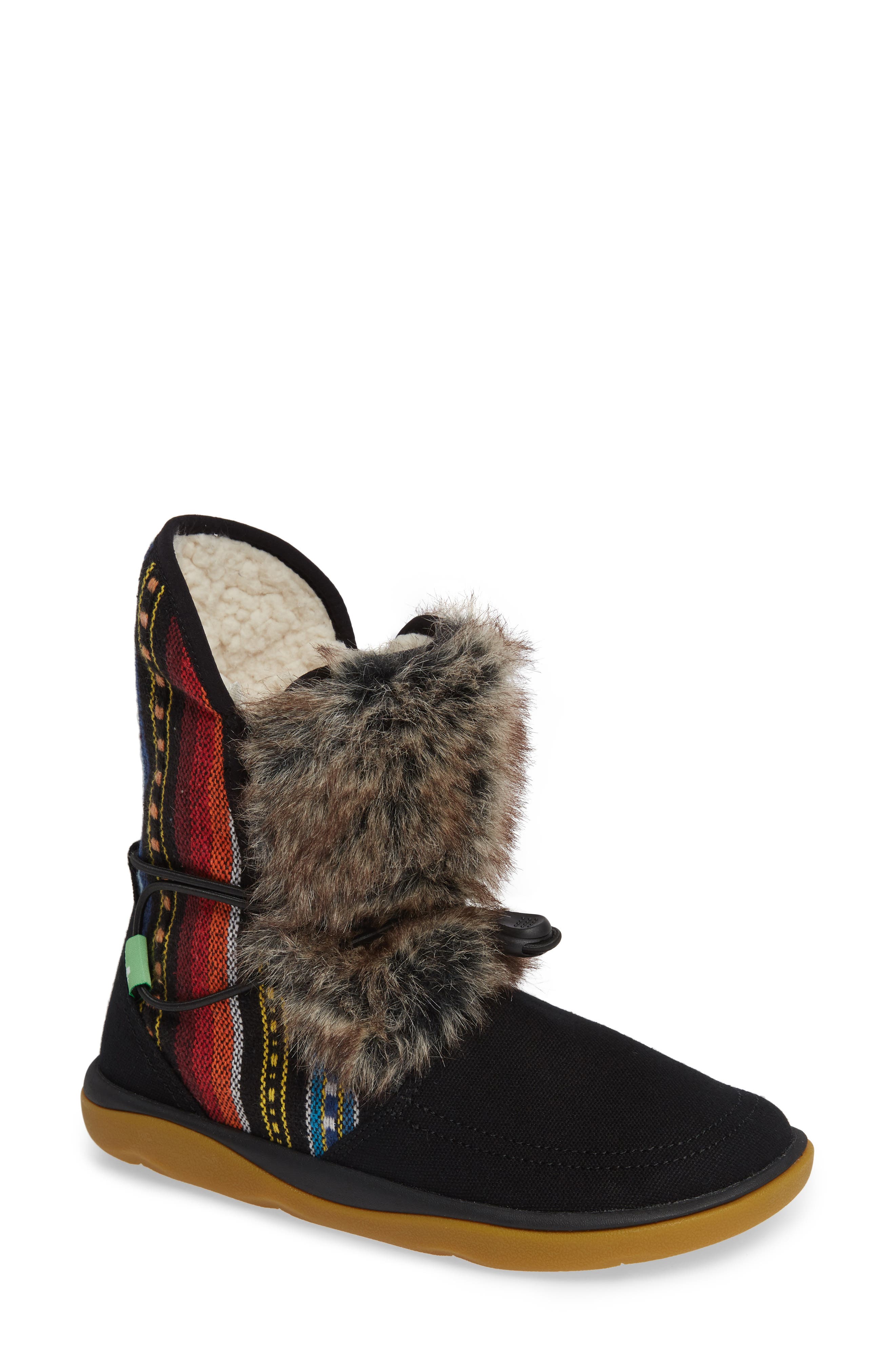 sanuks with fur