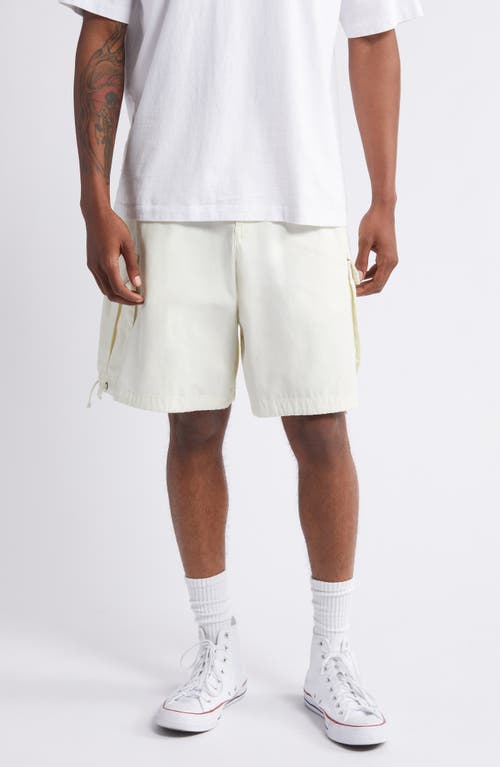 Elwood Baggy Cargo Shorts In White