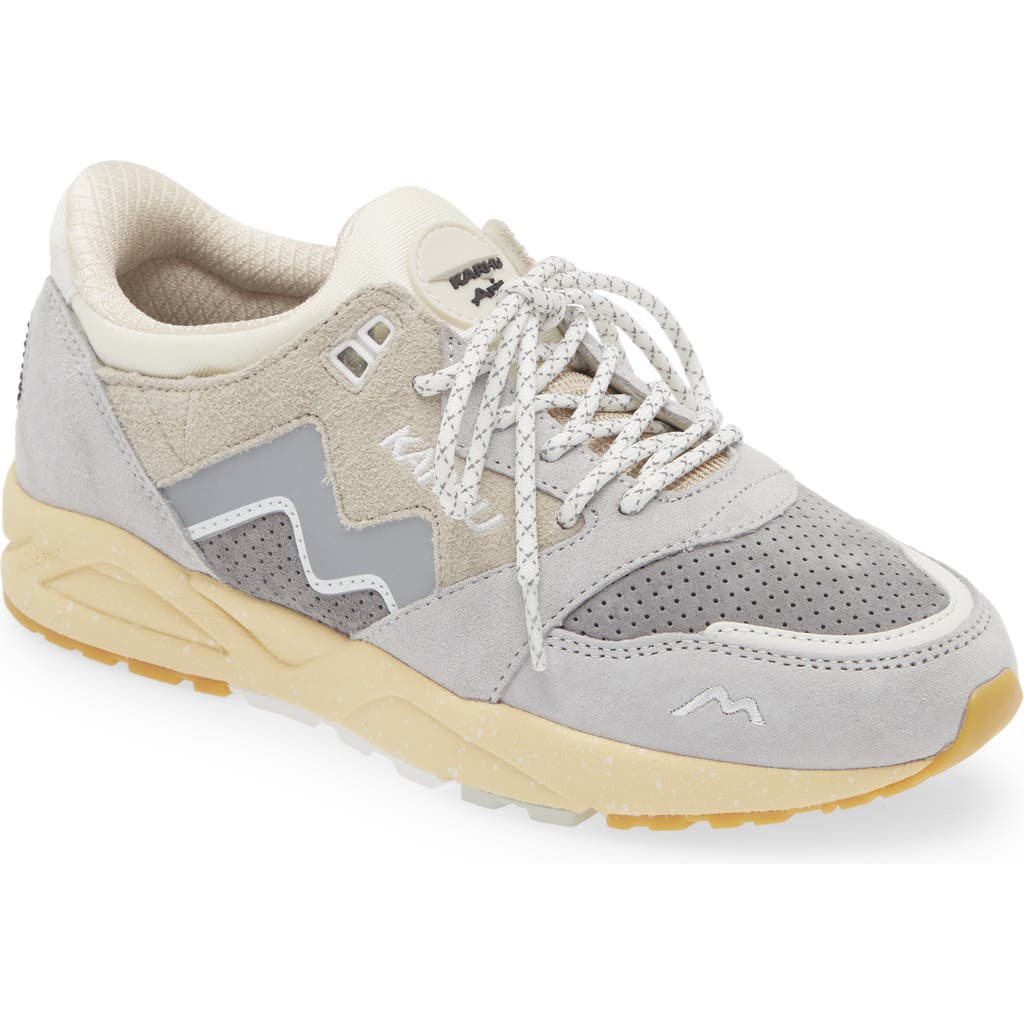 Karhu Gender Inclusive Aria 95 Sneaker In Lunar Rock/foggy Dew