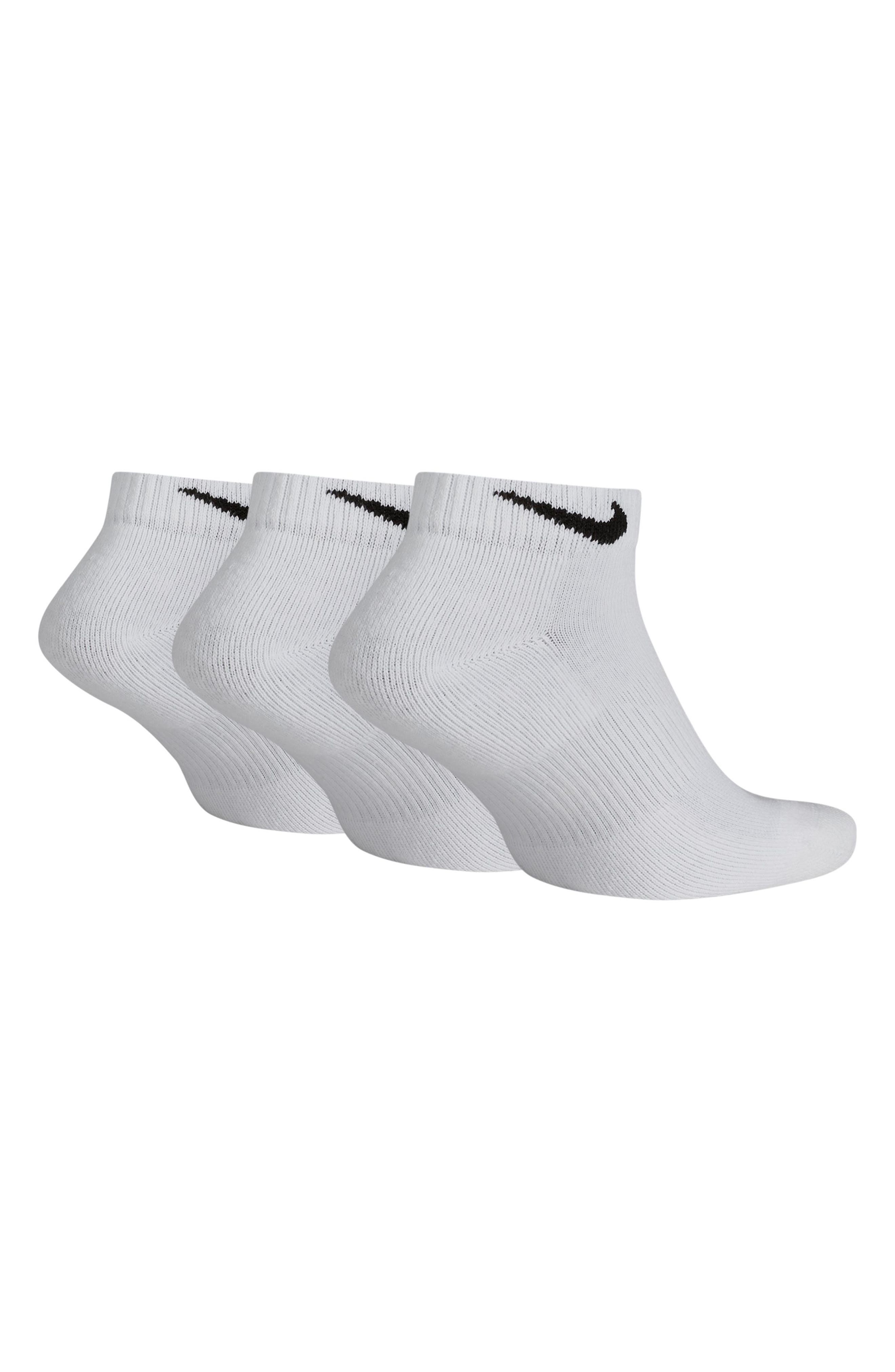 nike 3 pack low socks