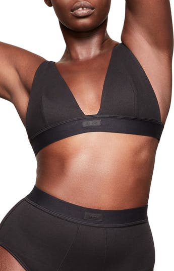 SKIMS Cotton Plunge Bralette in Soot Black - $38 New With Tags - From  Jessica