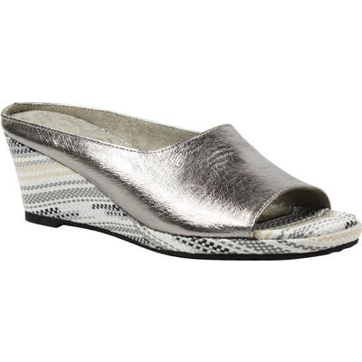 J. Renee Abrielle Wedge Mule B - Beige