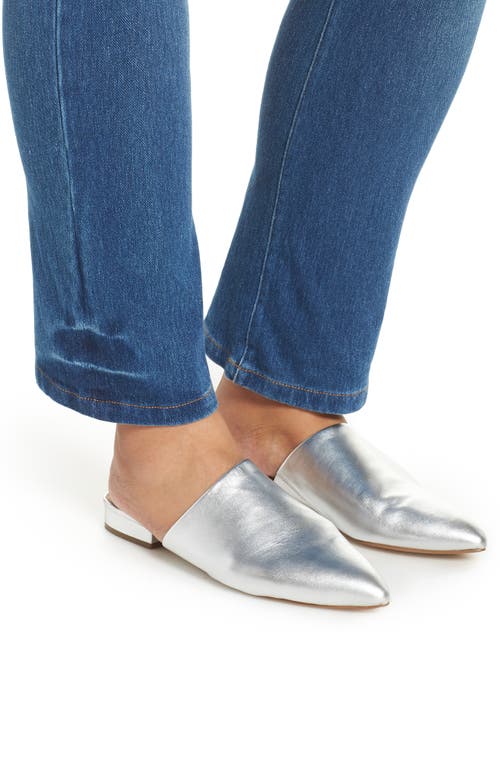 Lyssé High Rise Boyfriend Denim Leggings In Mid Wash