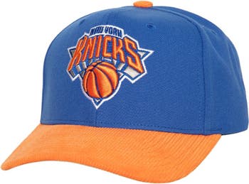 New York Knicks Logo Classic Red Snapback By Mitchell & Ness Black & Team  Colour