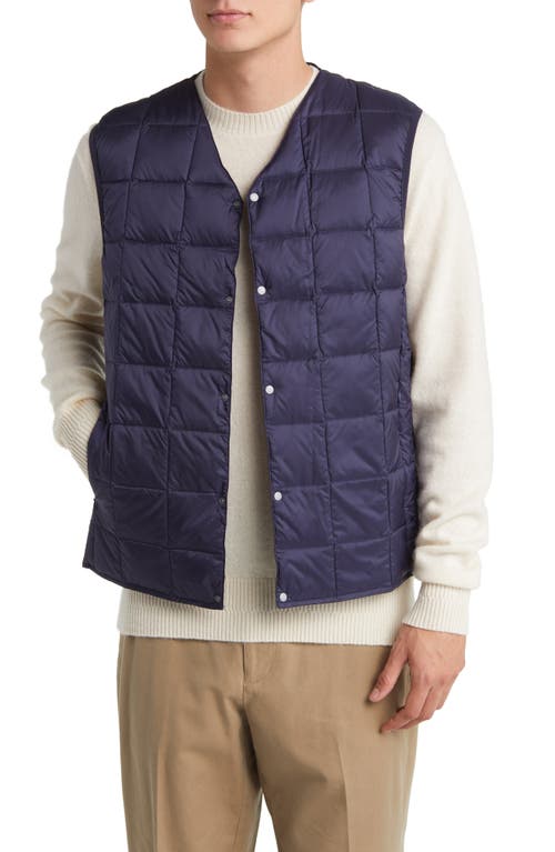 Quilted Packable Water Repellent 800 Fill Power Down Vest in Navy