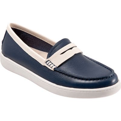 Trotters Dina Loafer- Blue