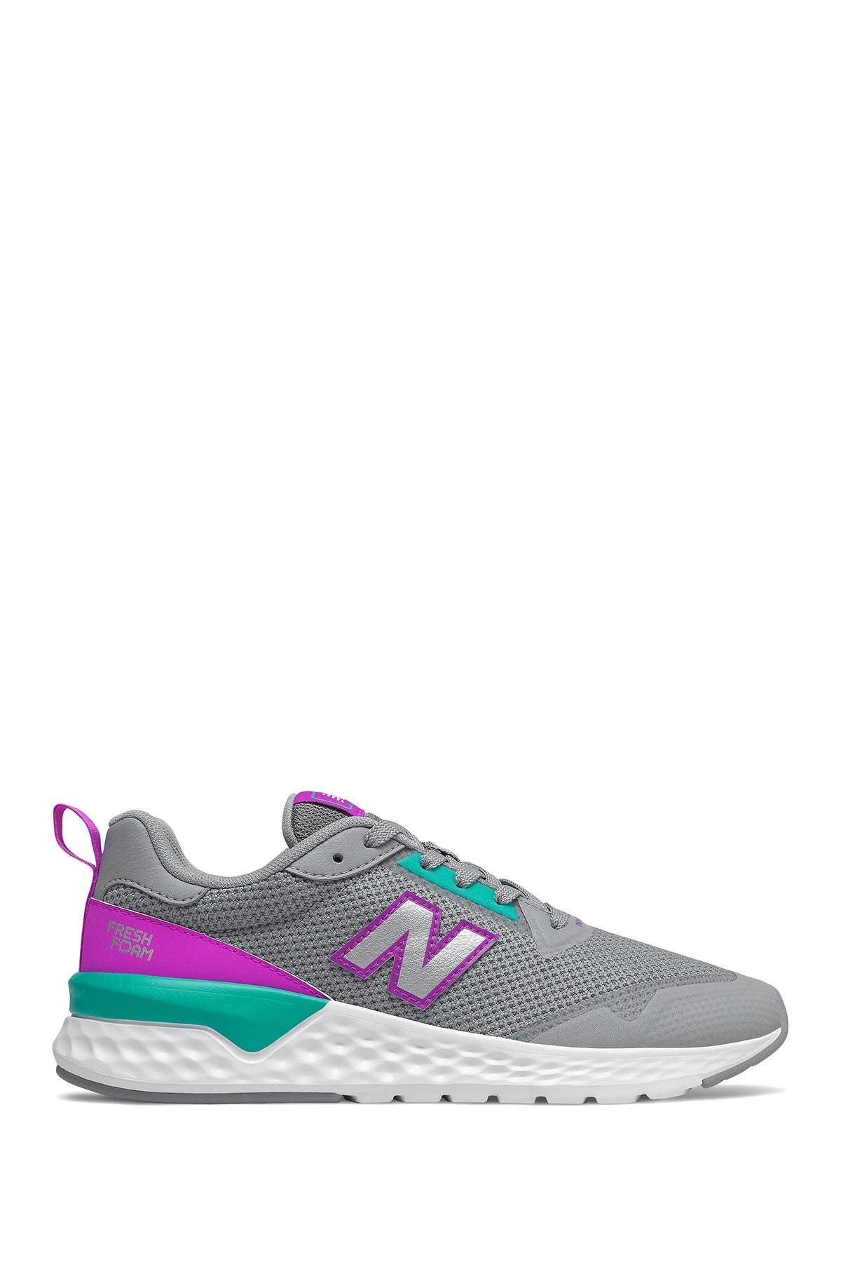 new balance sneakers 52