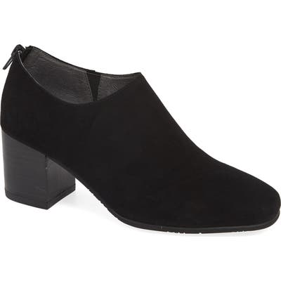 Chocolat Blu Orra Block Heel Bootie, Black