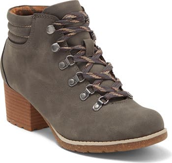 Born boots 2025 nordstrom rack