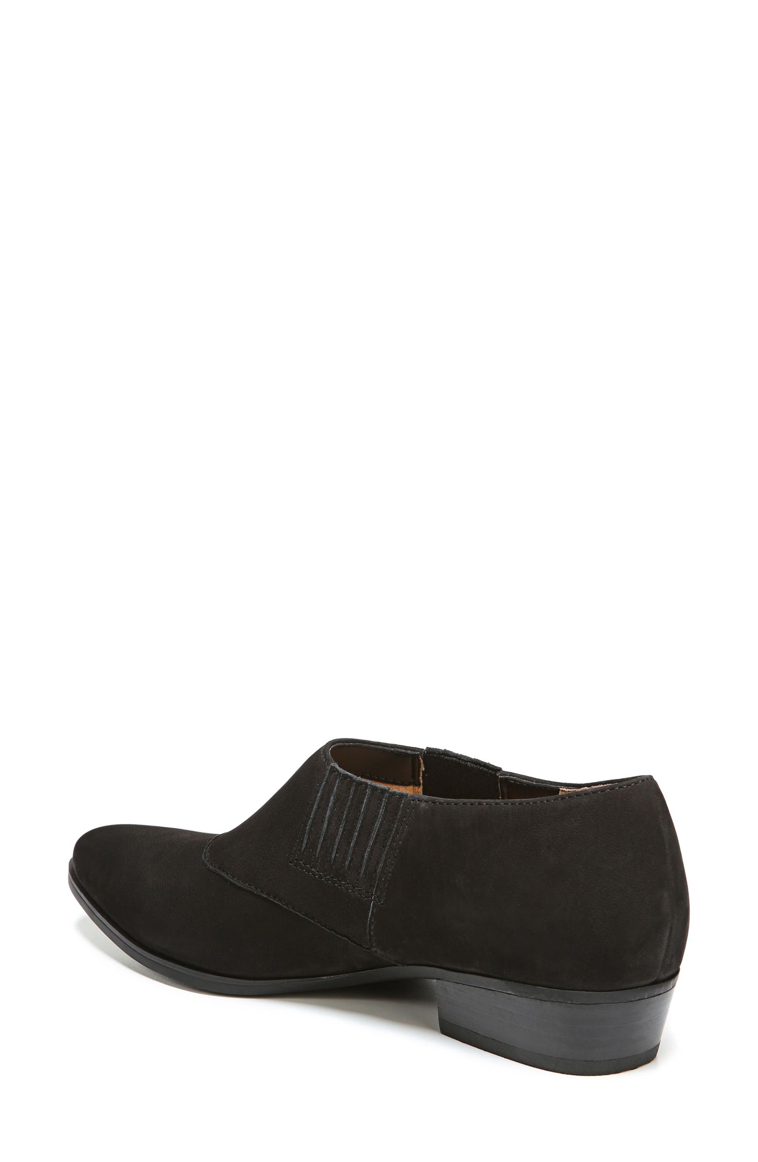 naturalizer blythe bootie
