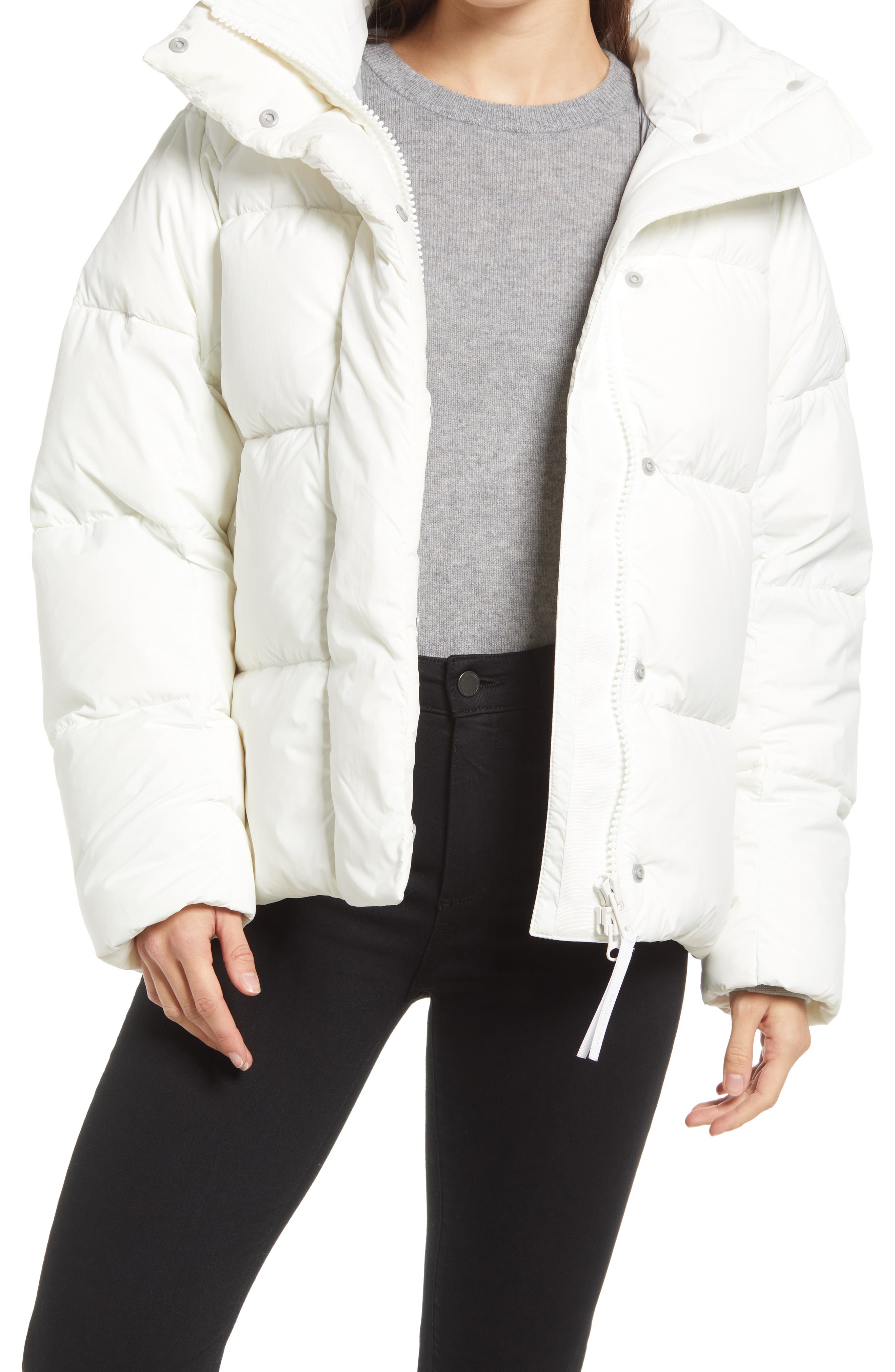 Womens Clothing Jackets Padded and down jackets Canada Goose Goose Parka in White 