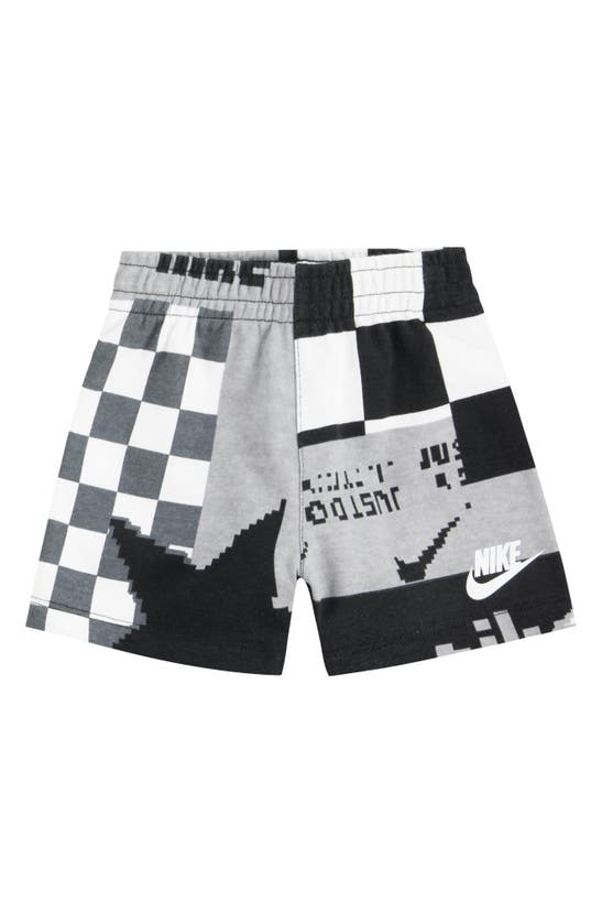 NIKE SPORTSWEAR CLUB LIFESTYLE GRAPHIC T-SHIRT & FRENCH TERRY SHORTS