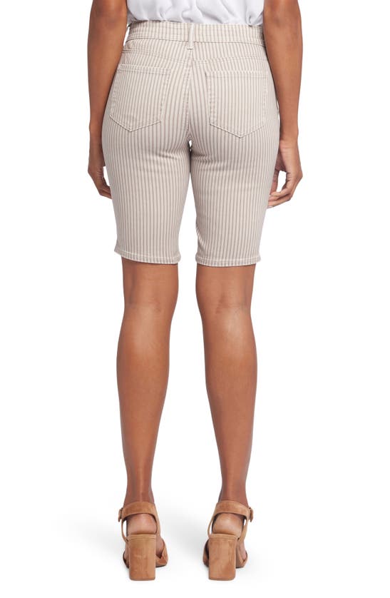 Nydj Briella Floral Print Bermuda Shorts In Sandbar Stripe