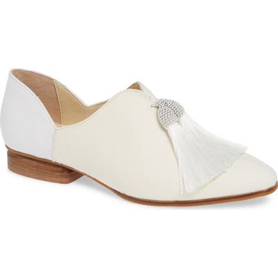 Sbicca Primwood Tassel Loafer- White