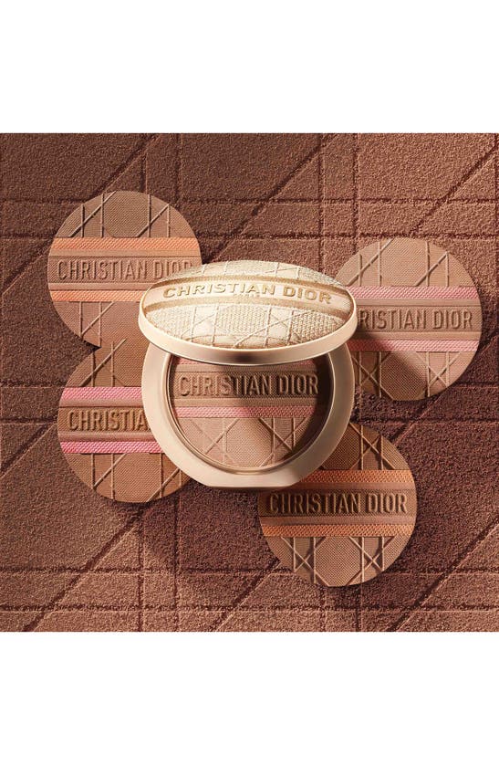 Shop Dior Forever Natural Bronze Glow Sun-kissed Finish Healthy Glow Powder In 051 Peach Bronze